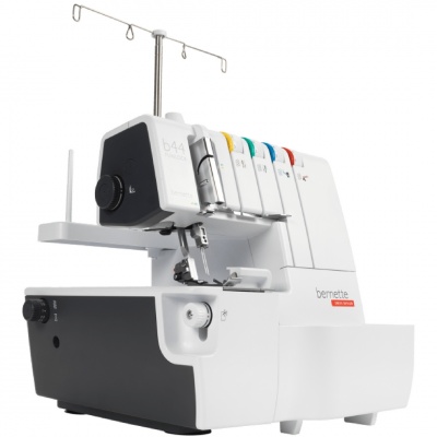 MÃ¡quina de Costura Bernette B42
